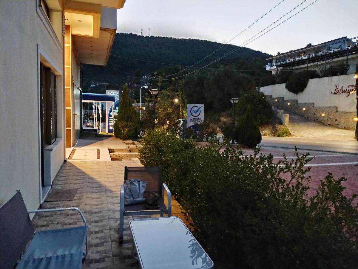 Rhodon House Apartment Skiathos Town Bagian luar foto