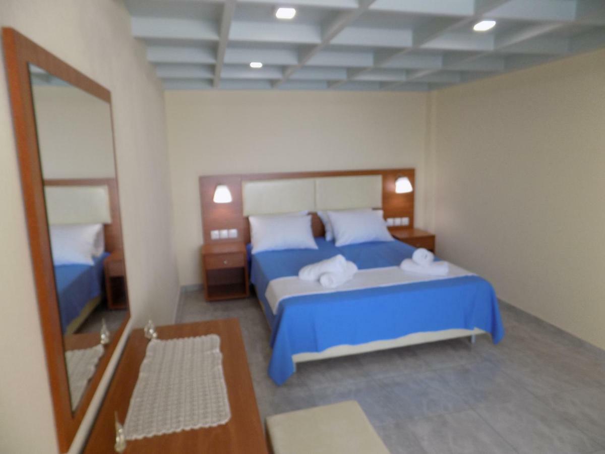 Rhodon House Apartment Skiathos Town Bagian luar foto