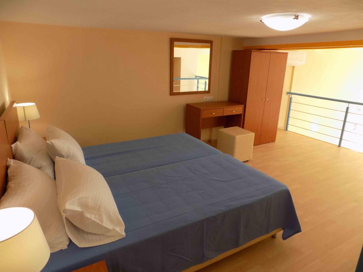 Rhodon House Apartment Skiathos Town Bagian luar foto